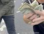 دلارهای ریخته شده در خیابان و مردم دلسوز