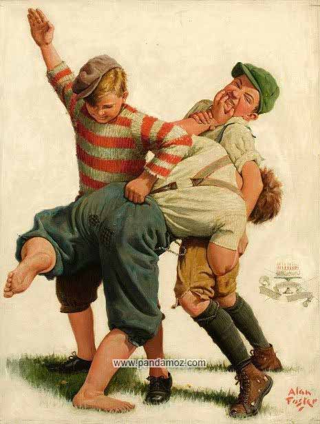 عکس تابلو نقاشی سه پسربچه مدرسه ایی که در حال تفریح و بازی با همدیگر هستند. در تصویر یکی از بچه ها سر پسر دیگر را گرفته و نفر سوم پای او را بلند کرده و به پشت او می زند