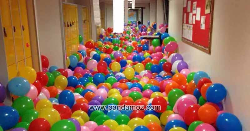 عکس بادکنک ها در یک اتاق و راهرو بزرگ و درس خوشبختی