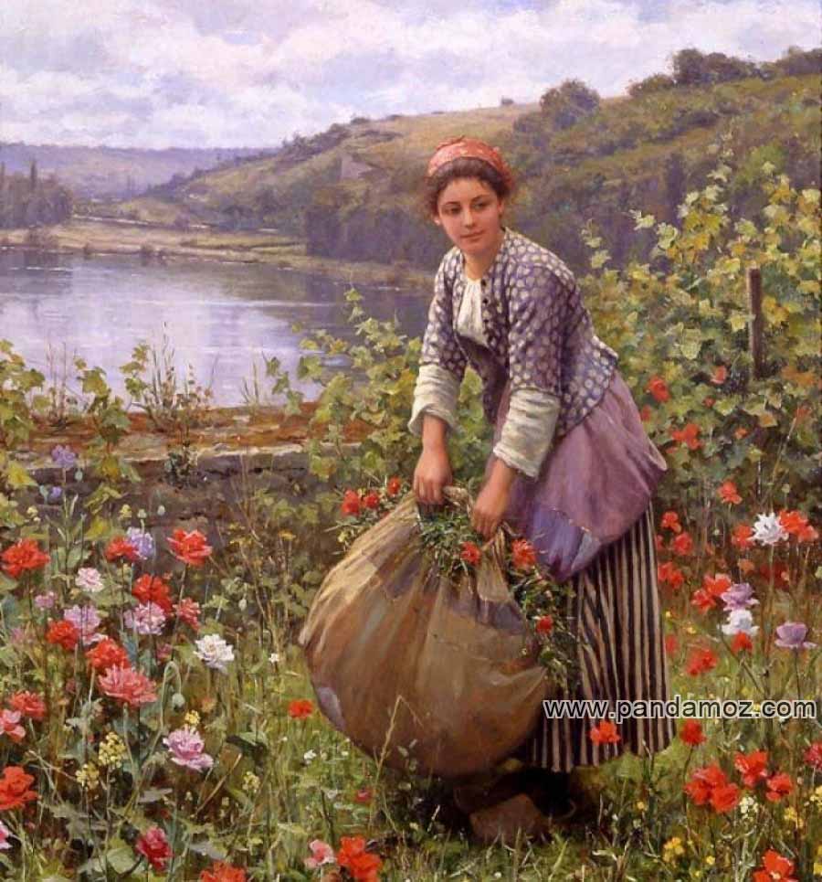 عکس تابلو نقاشی یک زن کشاورز (دختر کشاورز) که در حال برداشت محصول گل یا چمن زدن و یا چیدن علفهای هرز است. یک بقچه بزرگ یا گونی از گل ها و علف های چیده شده در دست دارد. در تصویر باغ گل و در دورنما رودخانه و تپه های اطراف و کوه ها و ابرها دیده می شوند