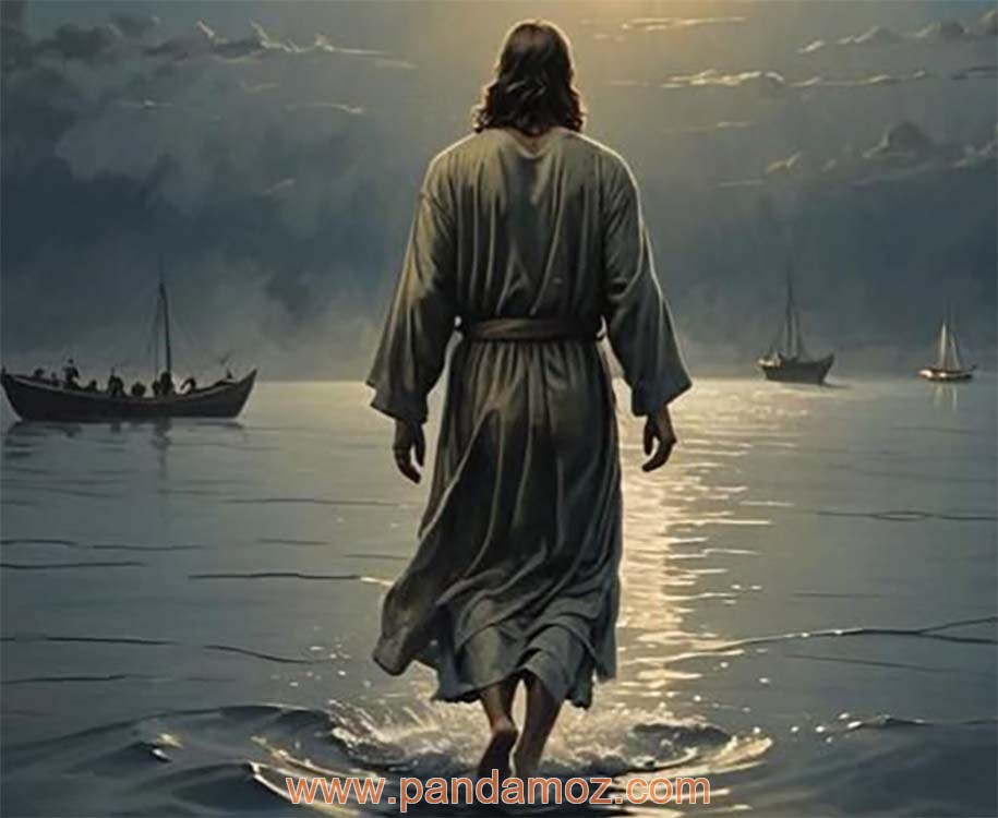 عکس نقاشی از یک مرد تنها که روی آب در حال راه رفتن است. در تصویر عکس مرد از پشت سرش بوده و در دوردست قایق ها و کشتی هایی نیز از دیده می شوند