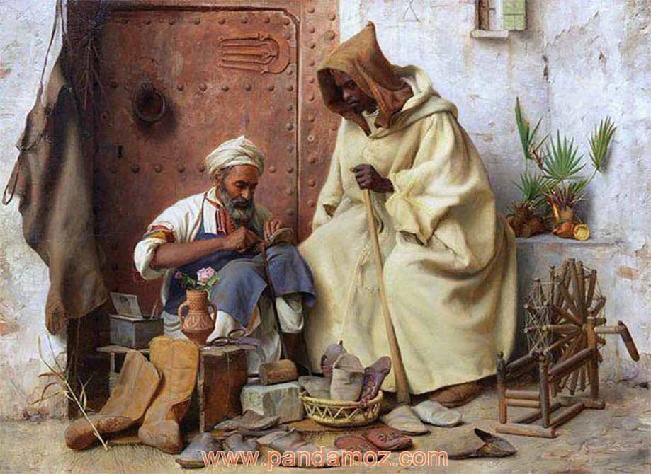 عکس نقاشی از یک پیرمرد پینه دوز (کفشدوز) که در حال دوختن کفش با دست است. در تصویر یک مشتری سیاه پوست در کنار مرد روی سکوی دیوار نشسته و کفش ها و سایر وسایل پینه دوز نیز روی زمین و در اطراف است